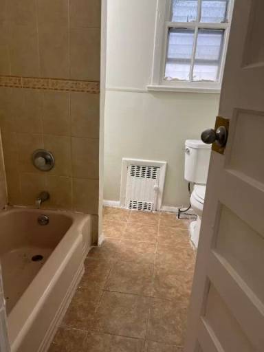 Main picture of 23 Lentz Ave