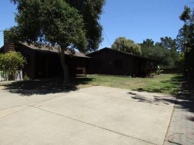Main picture of 465 Dorothy Ln
