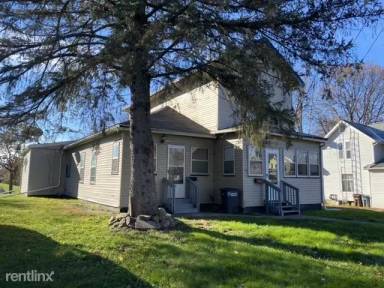 Main picture of 415 W Ganson St