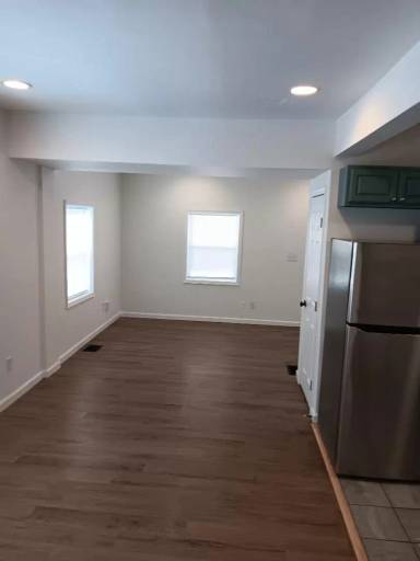 Main picture of 667 E Woodrow Ave