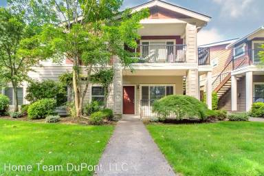 Main picture of 2127 Hammond Ave