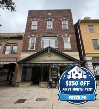 Main picture of 51 W Market St