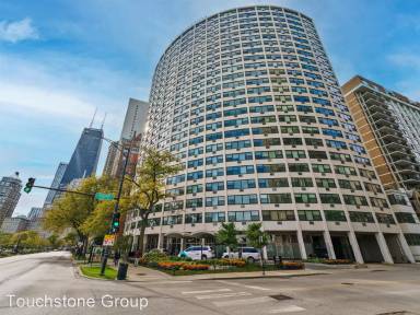 Main picture of 1150 Lake Shore Drive