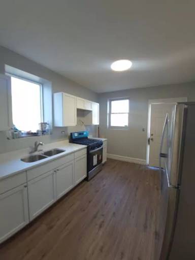 Main picture of 201 N Laramie Ave