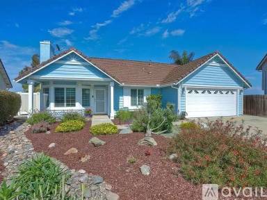Main picture of 1377 Crestview Dr