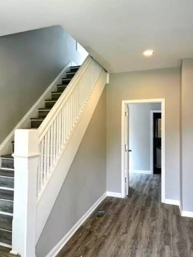 Main picture of 254 N Holmes Ave