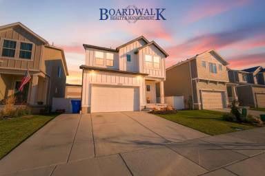 Main picture of 622 N Trident Dr
