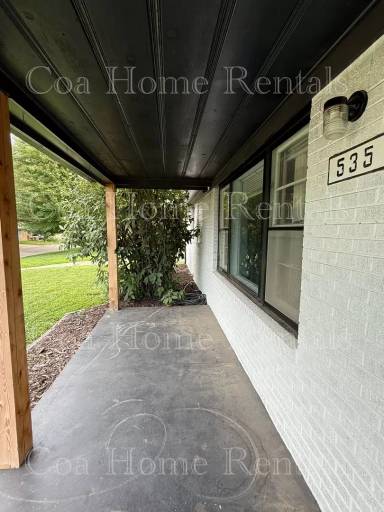 Main picture of 519 S Derby Ave