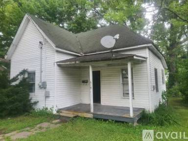 Main picture of 615 N Almond St