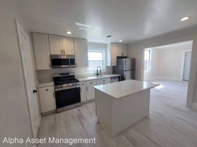 Main picture of 7500 Ellesmere St
