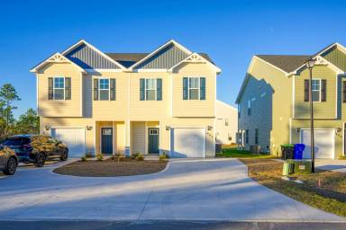 Main picture of 403 Vandemere Ct