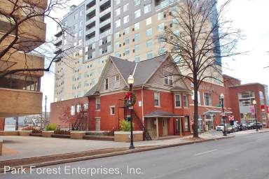 Main picture of 225 W Beaver Ave