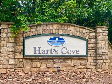 Main picture of 423 Harts Cove Way