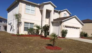 Main picture of 4445 Maple Chase Trl
