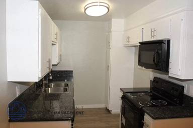 Main picture of 7301 Florence Ave