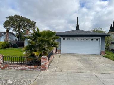 Main picture of 39762 Blacow Rd