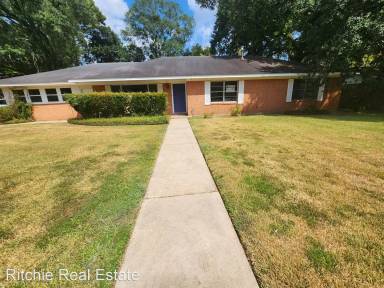 Main picture of 5801 Joyce St