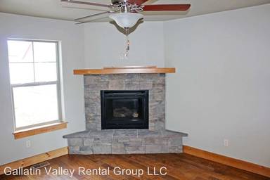 Main picture of 3689 Pipestone St