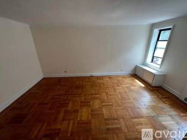 Main picture of 2325 Ocean Ave