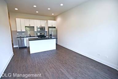 Main picture of 4741-43 N Beacon St