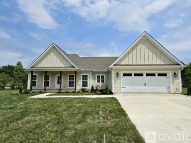 Main picture of 541 Creekview Ln
