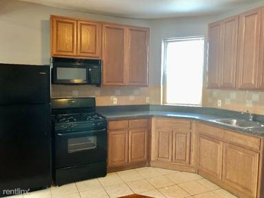 Main picture of 554 Avenue C