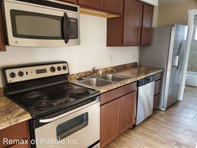 Main picture of 625 W 14th St