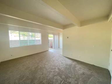 Main picture of 240 Holly St