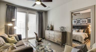Main picture of 3005 Routh St