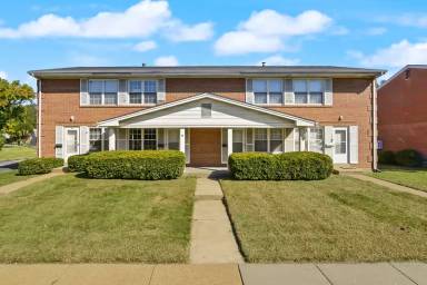 Main picture of 449 Olian Dr