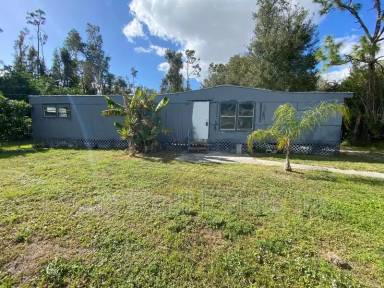 Main picture of 8086 Heck Dr