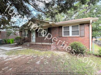 Main picture of 332 Tomentosa Dr