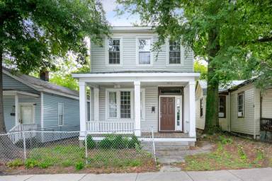 Main picture of 13 W Broad Rock Rd