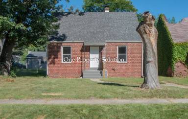 Main picture of 4533 Buchanan St