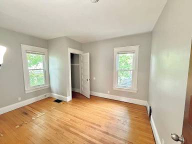 Main picture of 184-186 Warwick Ave