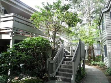 Main picture of 1318 Bellevue Way NE