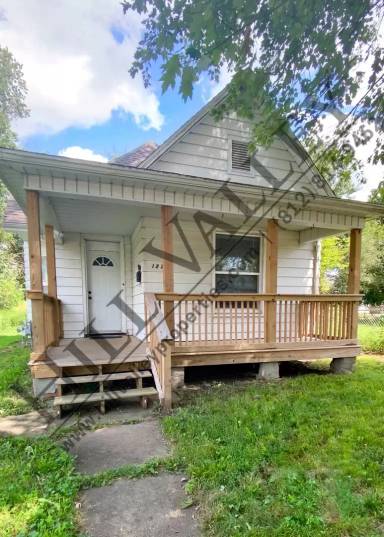 Main picture of 122 Gilbert Ave
