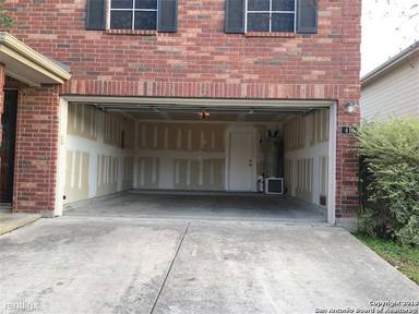 Main picture of 414 Ann Dr