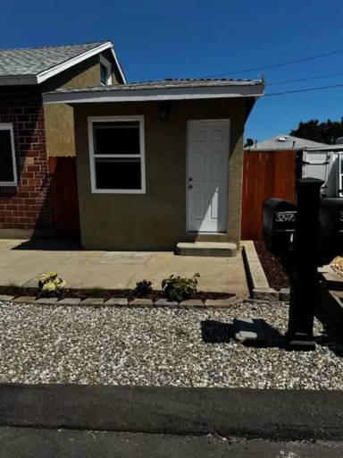 Main picture of 32976 Bonnie Lea Dr