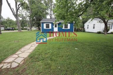 Main picture of 1800 Waggoner Ave