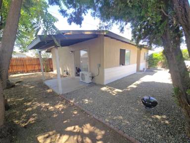 Main picture of 344 E 6th St