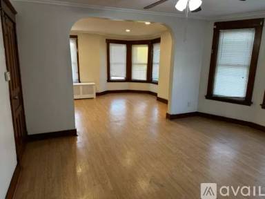 Main picture of 1059 Howard St