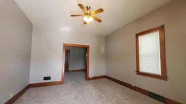 Main picture of 1236 Court St