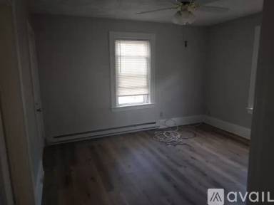 Main picture of 188 Thacher St