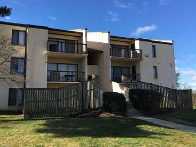 Main picture of 10137 Prince Pl