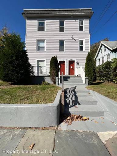 Main picture of 106 Bunker Ave