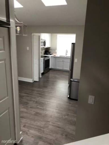 Main picture of 22118 109th Pl SE