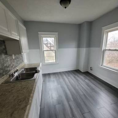 Main picture of 9620 Elwell Ave
