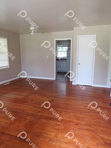 Main picture of 3110 Leftwich St NW