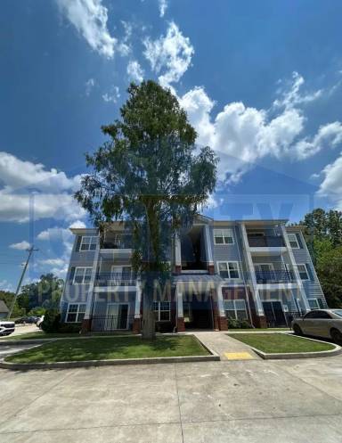 Main picture of 1754-1802 Greenwood Ave NE Apartments